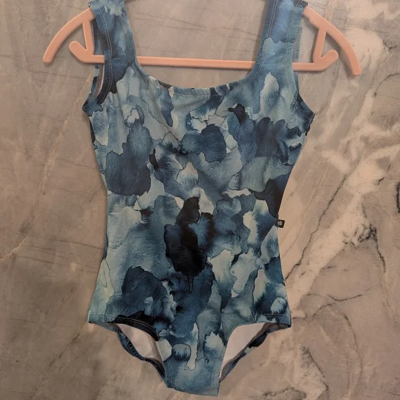 Luckyleo Crescent Leotard In Blue Floral Print - Picture 3 of 4